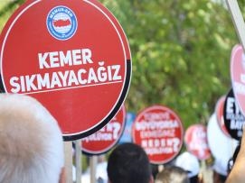 Memur-Sen 81 İlde ‘’Emeğe Saygı Adalete Davet’’ Çağrısı Yaptı