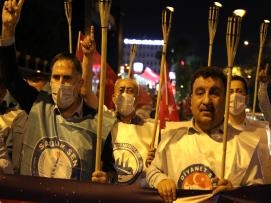 “15 Temmuz Çelikleşmiş Millet İradesinin Şanlı Direnişidir”