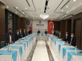 Numan Kurtulmuş’dan Memur-Sen’e Ziyaret