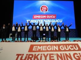 Memur-Sen 7. Olağan Genel Kurulu 1 Mayıs Coşkusuyla Gerçekleştirildi