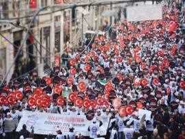 Halep İçin Özgürlük Yürüyüşü İstanbul’da Gerçekleştirildi