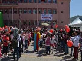 Bayındır Memur-Sen’den Savaş Mağduru Çocuklara “Şefkatin Eli’ Etkinliği”